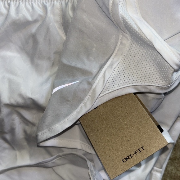 NEW Nike dri-fit running shorts - Picture 6 of 14